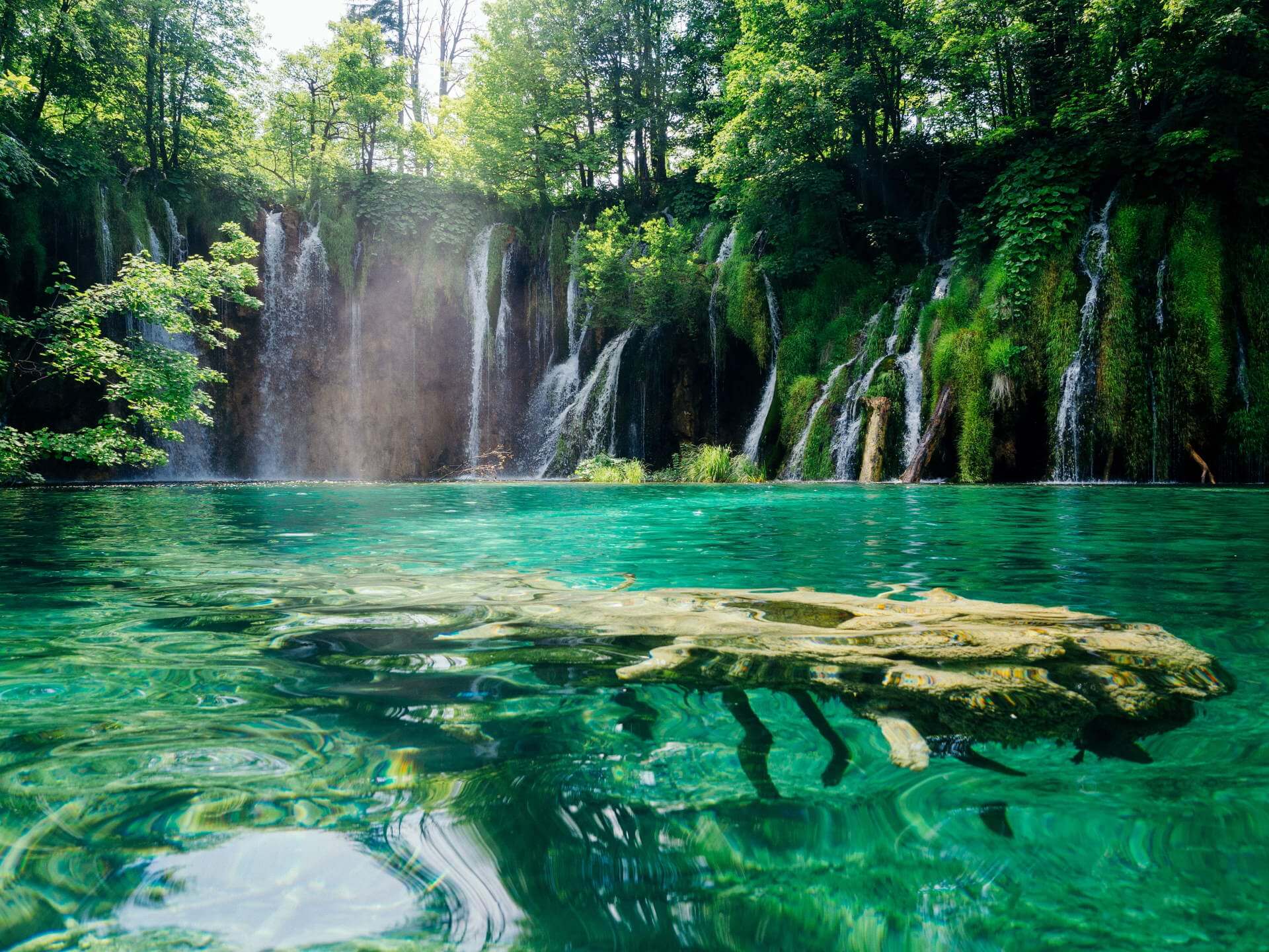Plitvice Waterfalls private tour