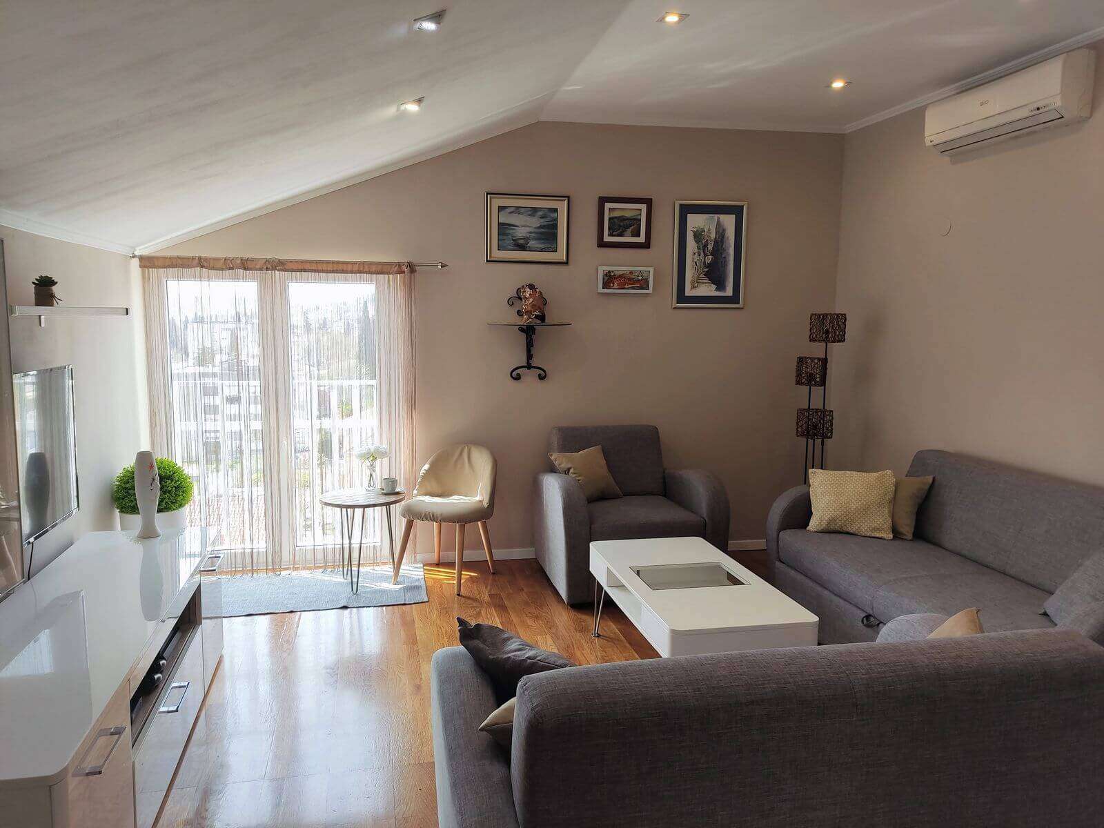 Picture of Luxury Panoramic / Scenic View Apartments for Sale in Oakland ...